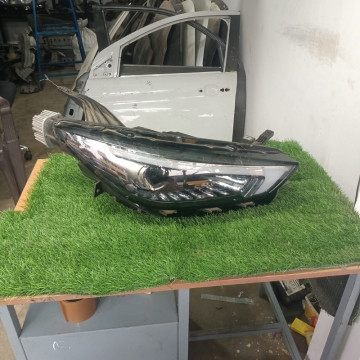 MG ZS EV Left And Right Projector Headlight Assembly